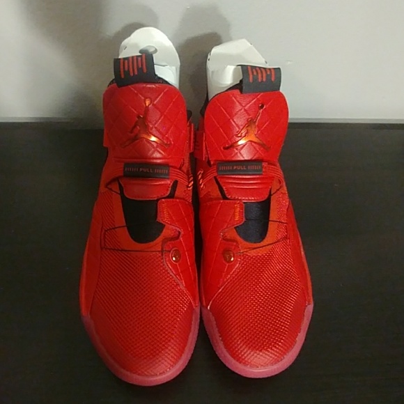 AIR JORDAN XXXIII - Picture 5 of 6